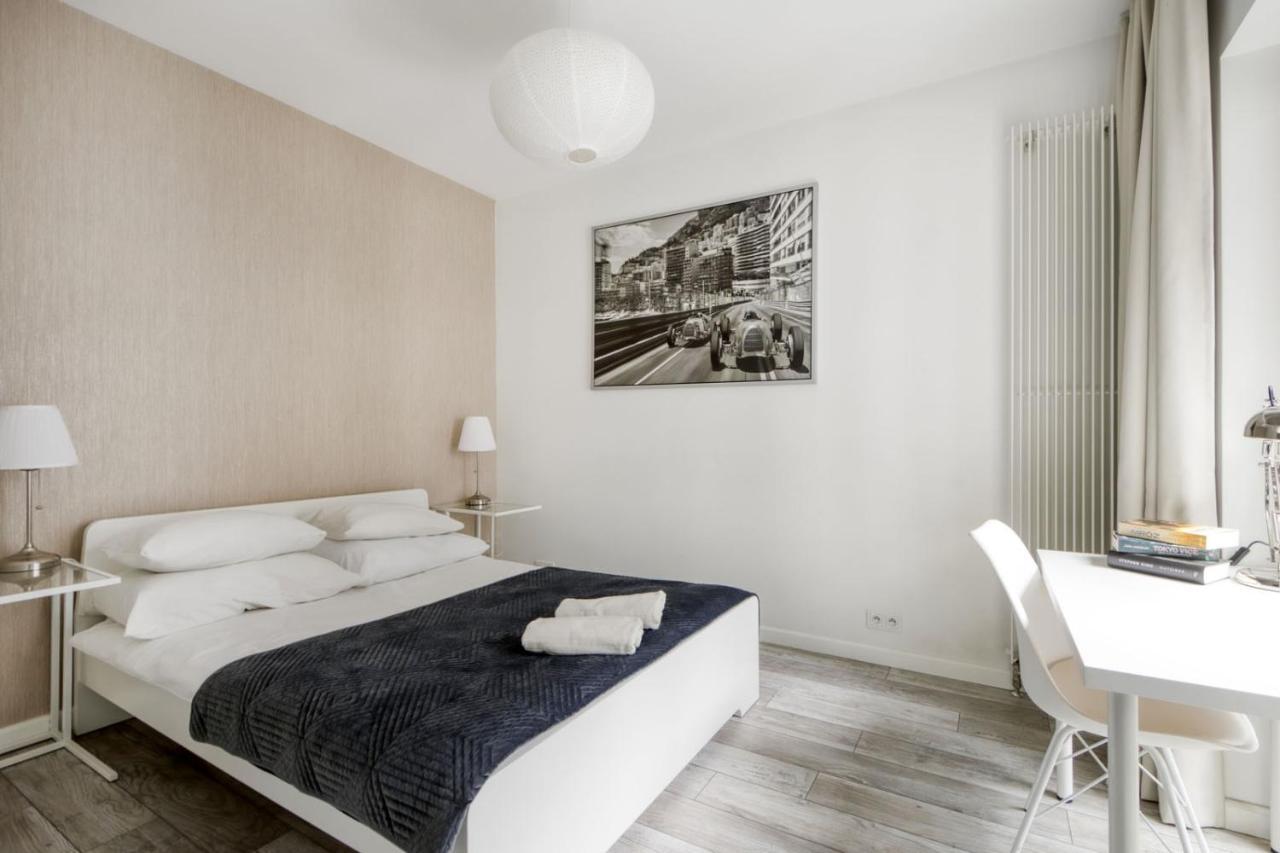 Warsaw Night Apartments Menica Residence Εξωτερικό φωτογραφία