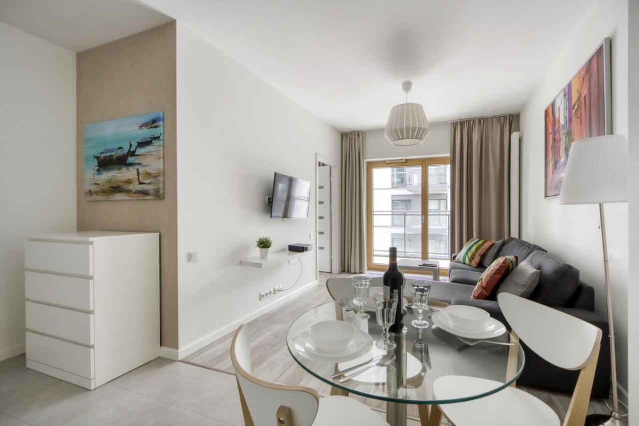 Warsaw Night Apartments Menica Residence Εξωτερικό φωτογραφία